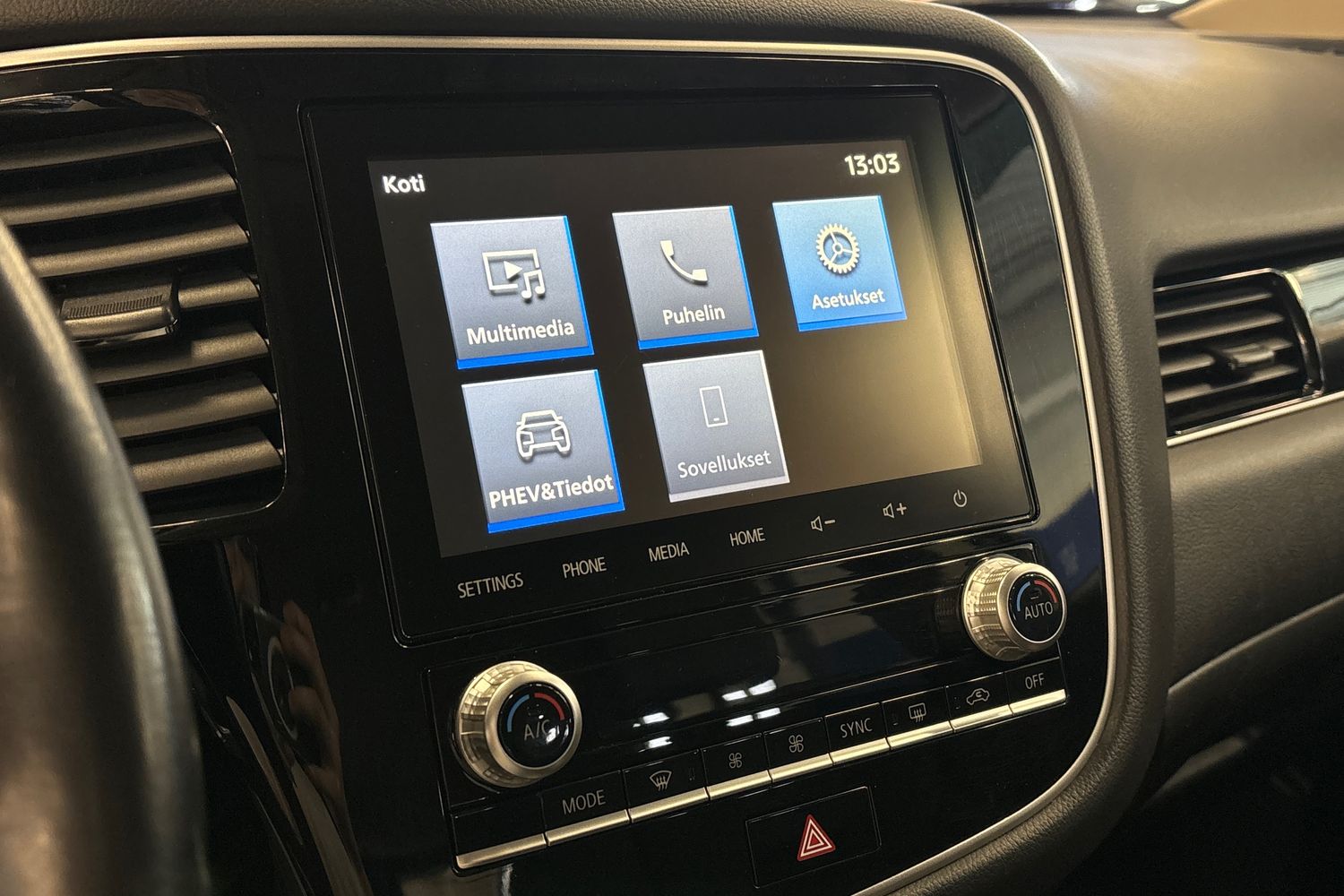 MITSUBISHI Outlander PHEV 2020