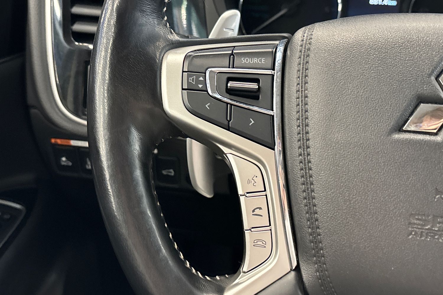 MITSUBISHI Outlander PHEV 2020