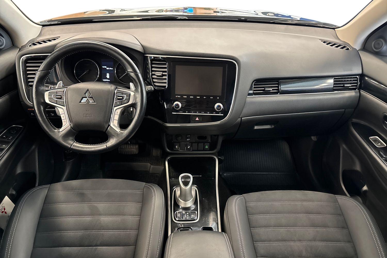 MITSUBISHI Outlander PHEV 2020