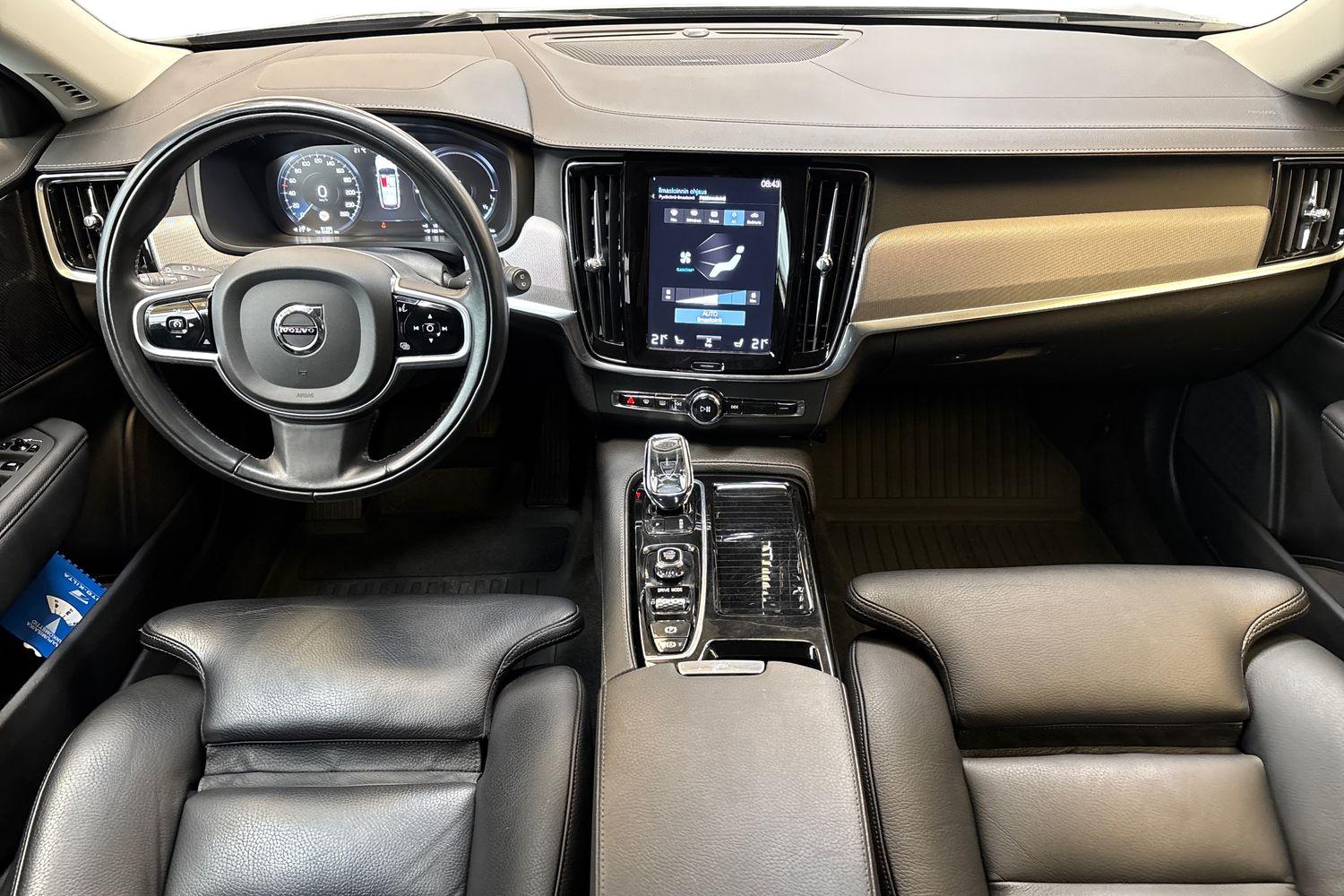 Volvo V90 2020