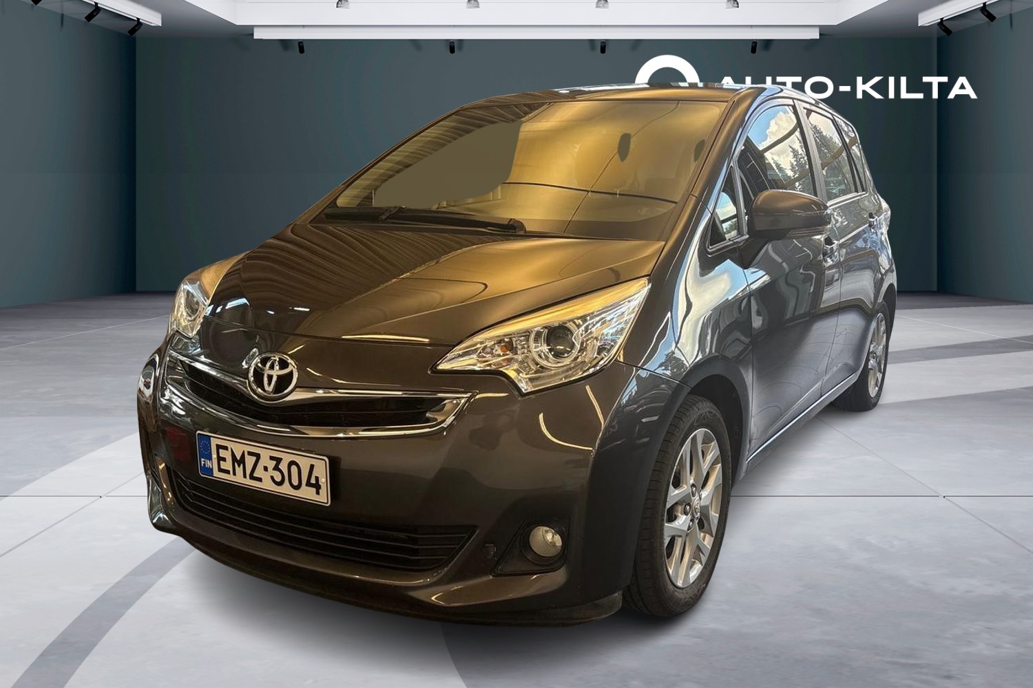 Toyota Verso-S 2014