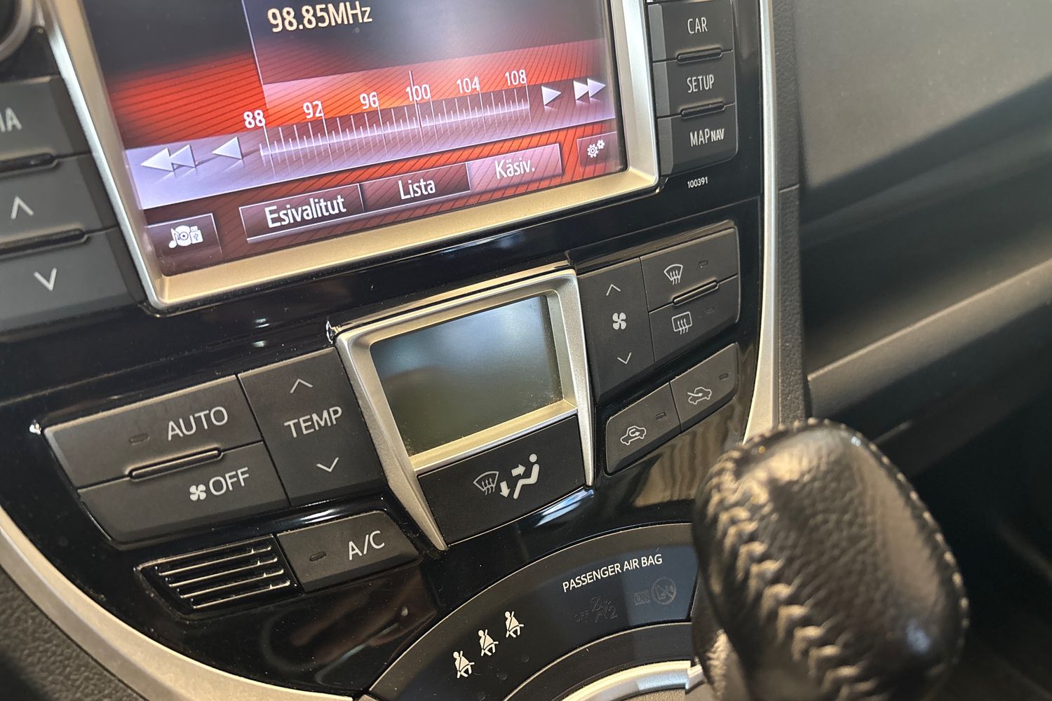 Toyota Verso-S 2014