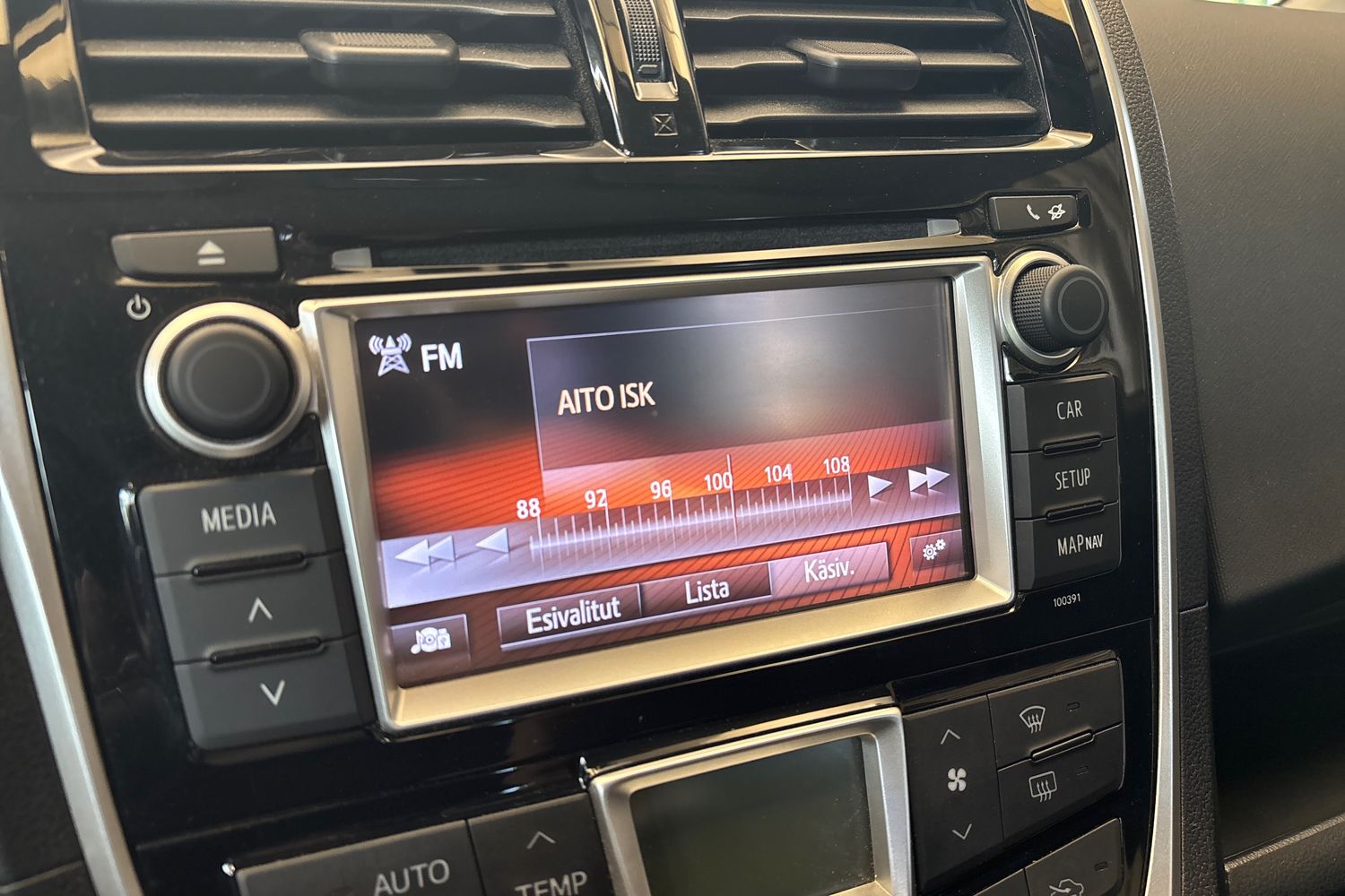Toyota Verso-S 2014