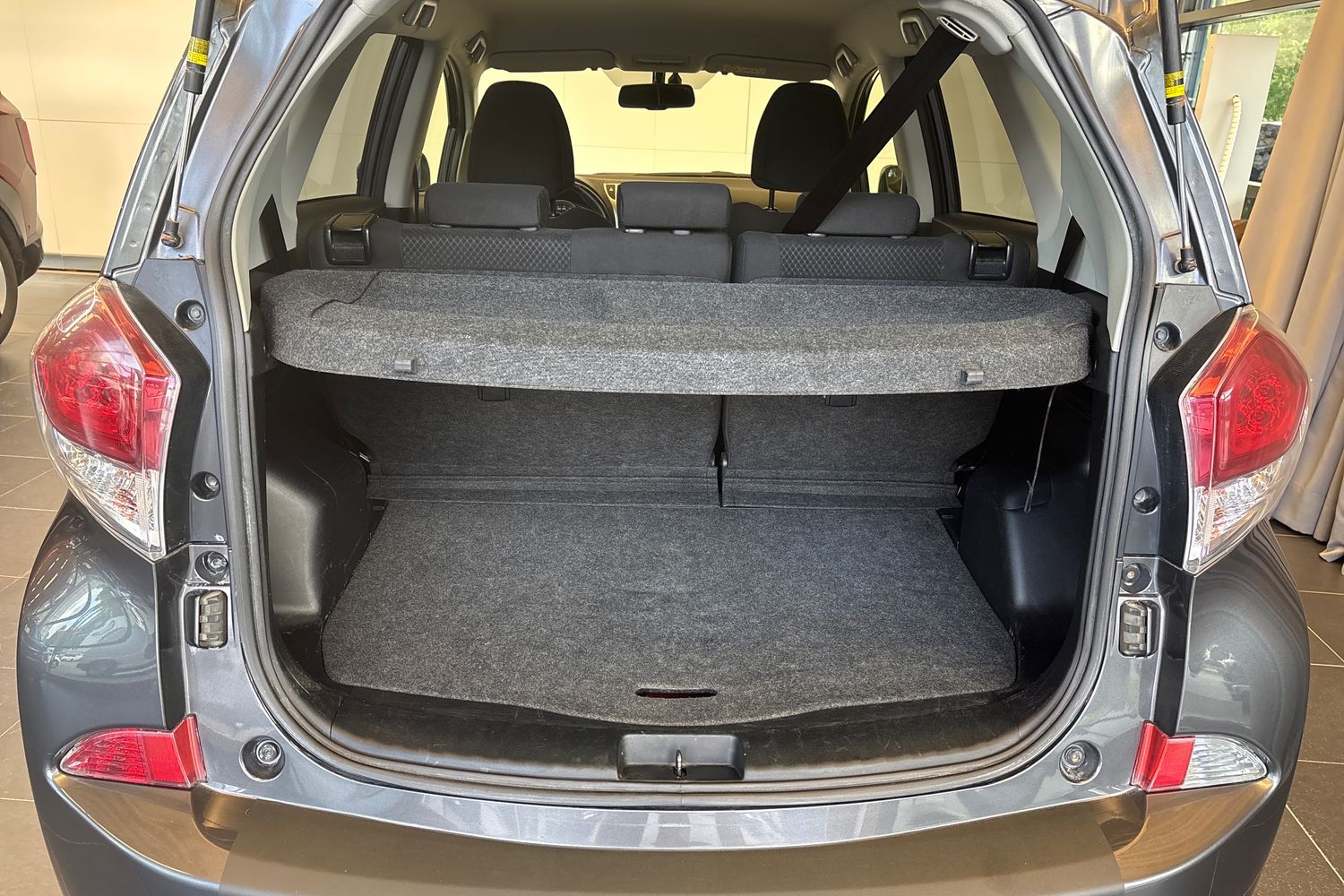Toyota Verso-S 2014
