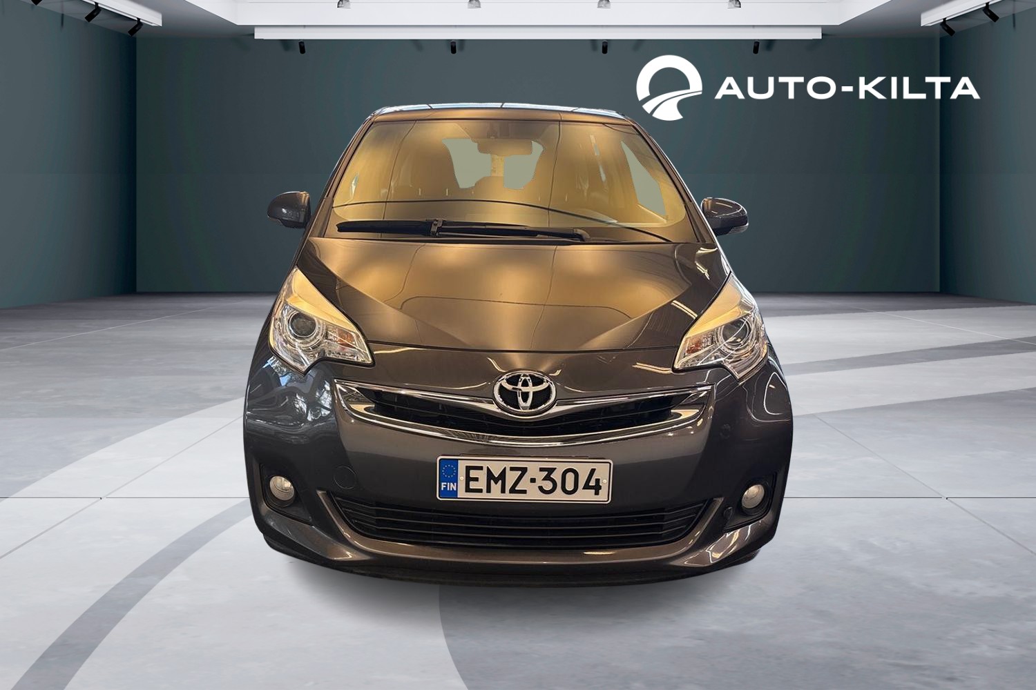 Toyota Verso-S 2014