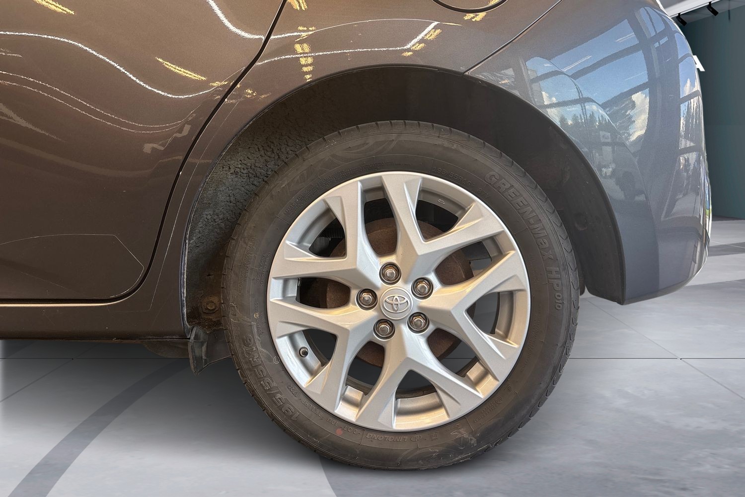 Toyota Verso-S 2014