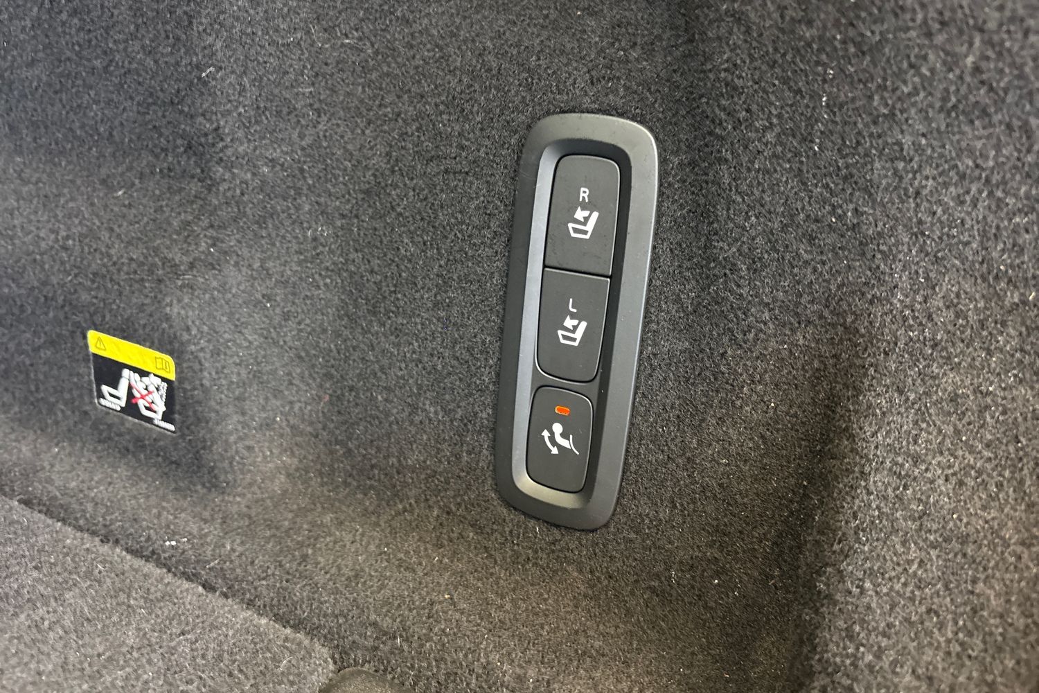 VOLVO XC60 2018