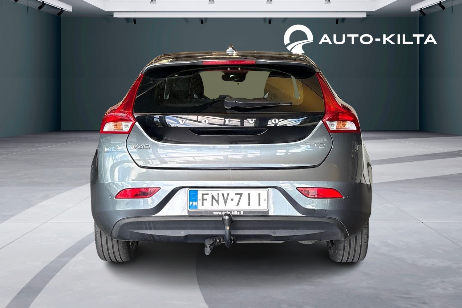 VOLVO V40 2019