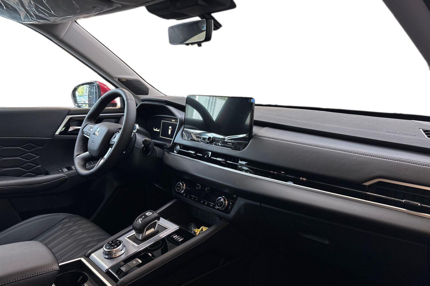 Mitsubishi Outlander 2026