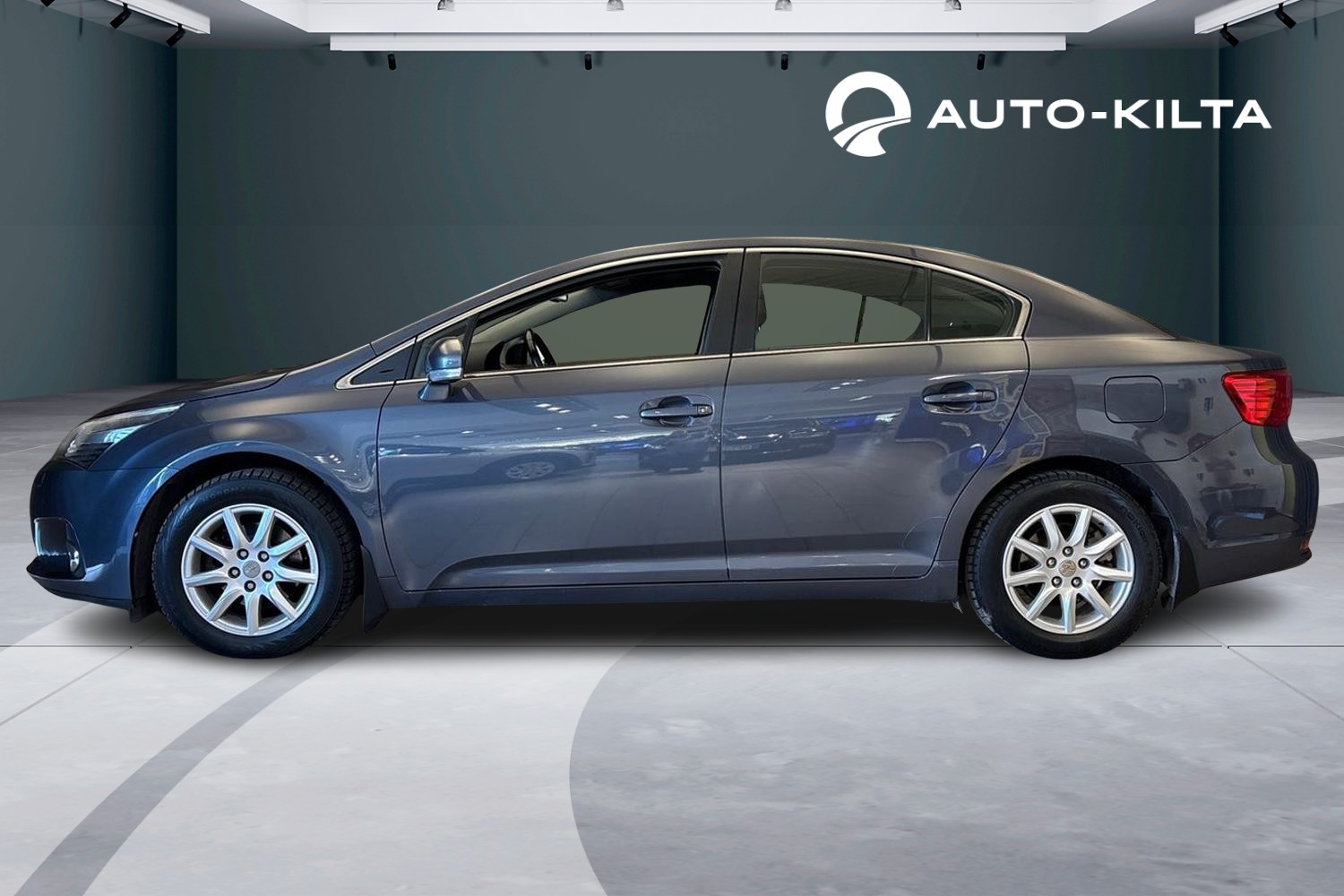 Toyota Avensis 2012