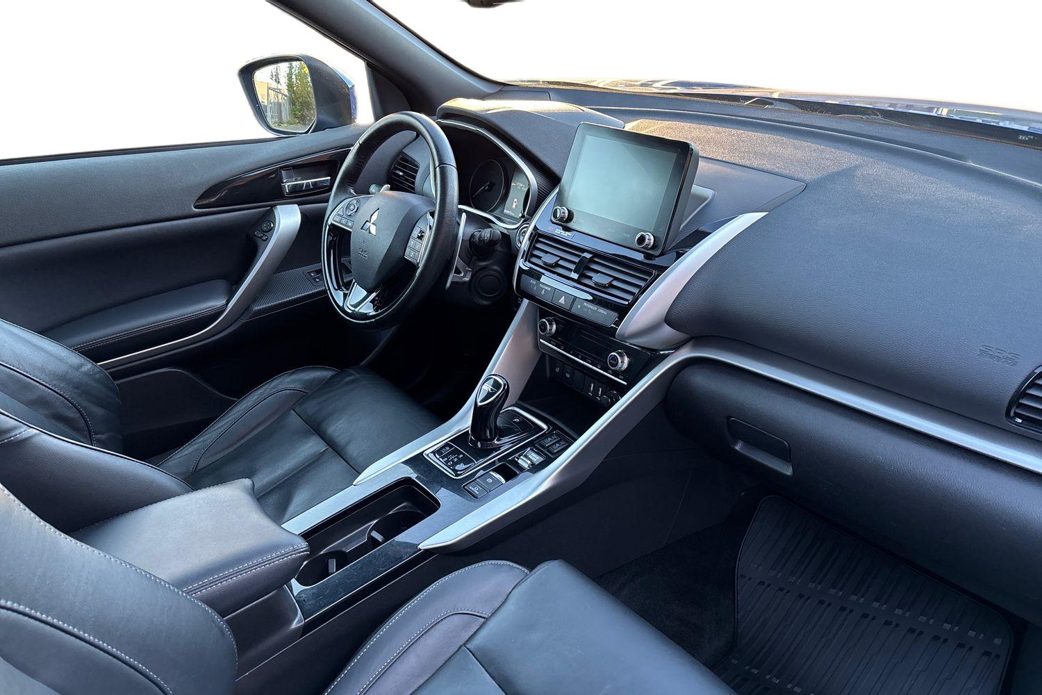 MITSUBISHI Eclipse Cross 10