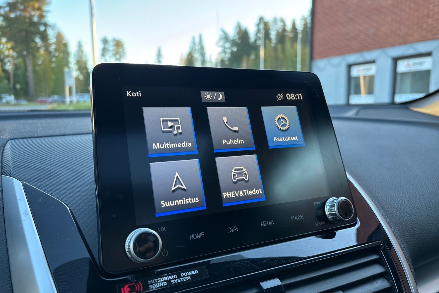 MITSUBISHI Eclipse Cross 14