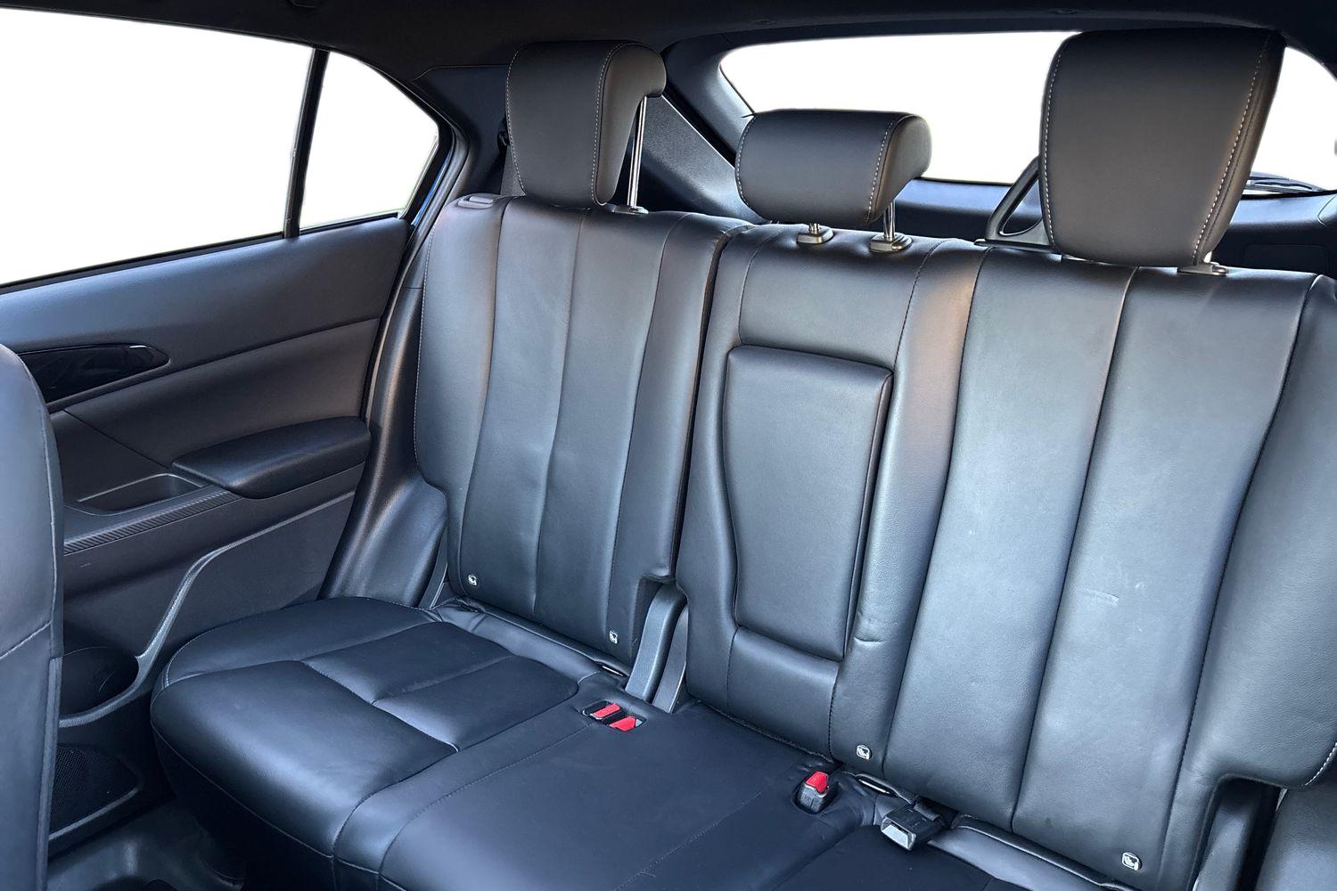 MITSUBISHI Eclipse Cross 21