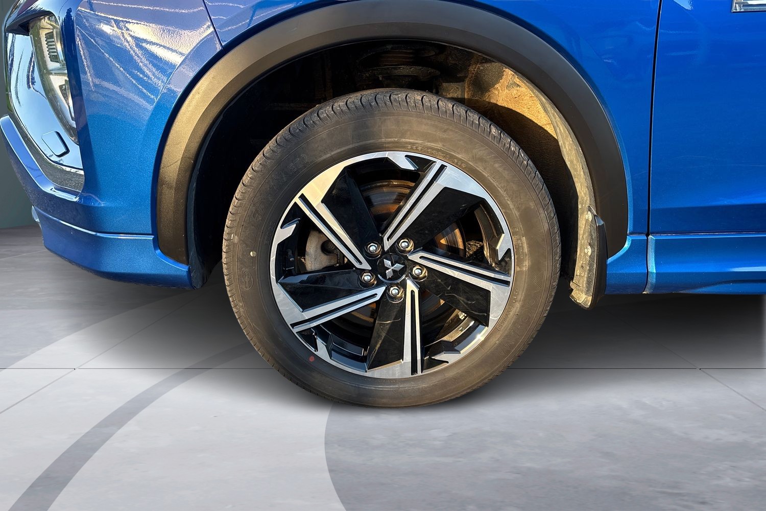 MITSUBISHI Eclipse Cross 6