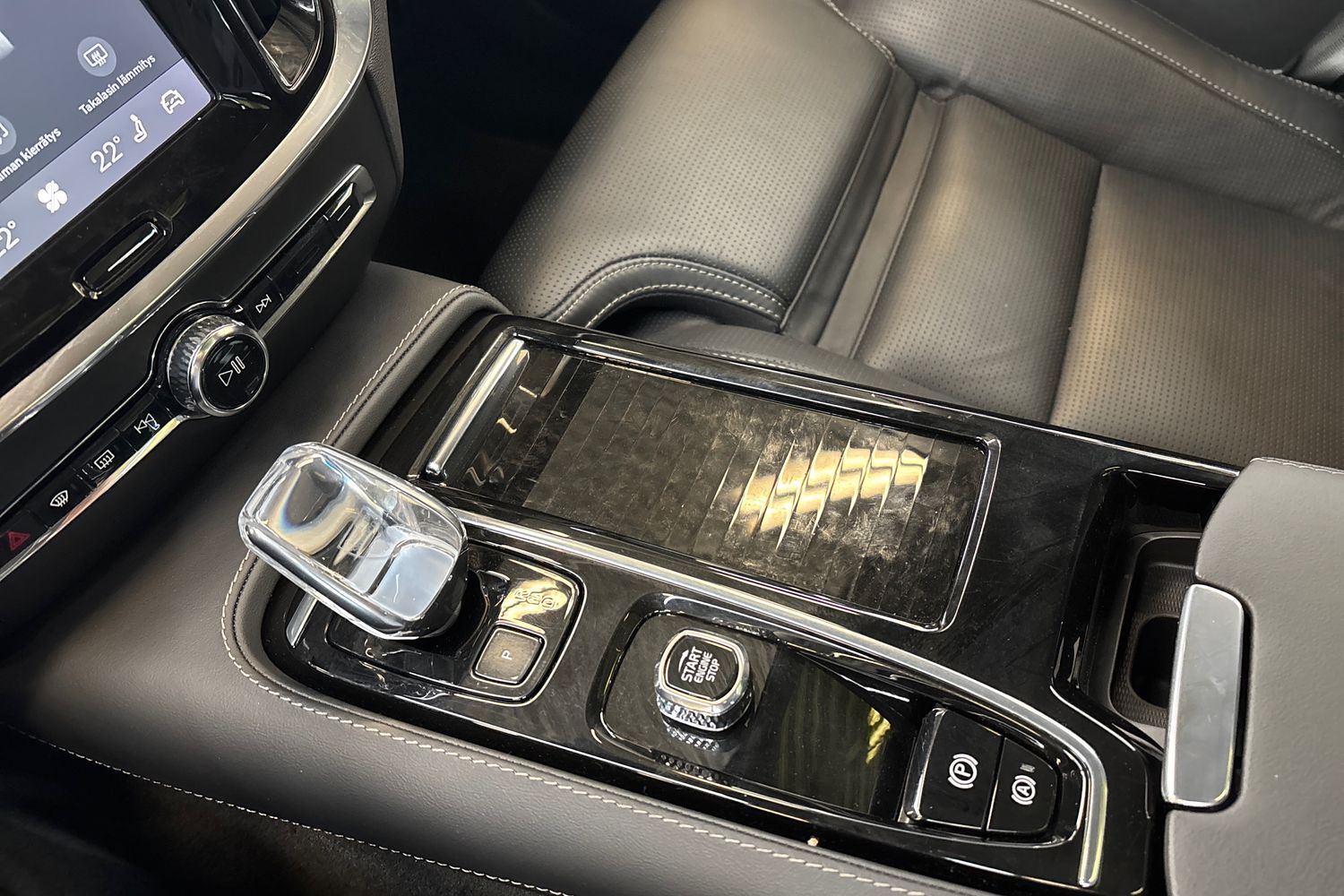 Volvo V60 2024