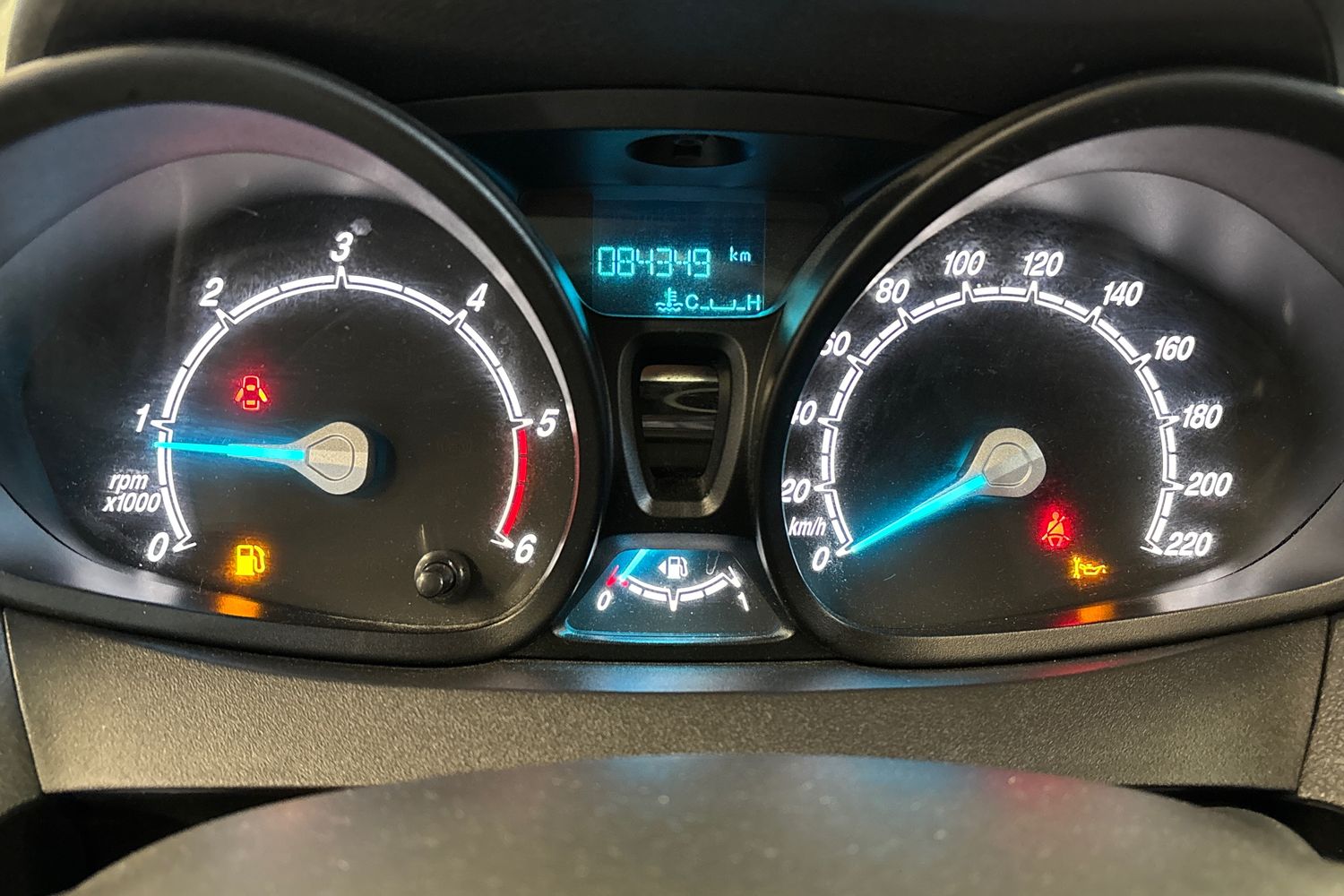 Ford Transit Courier 2023