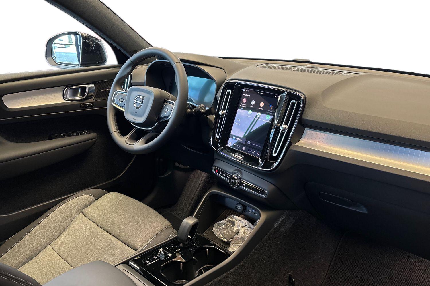 Volvo XC40 2026