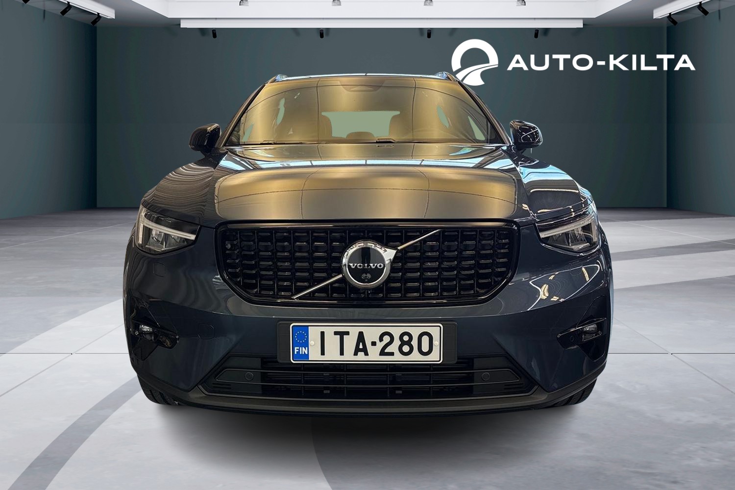 Volvo XC40 2026