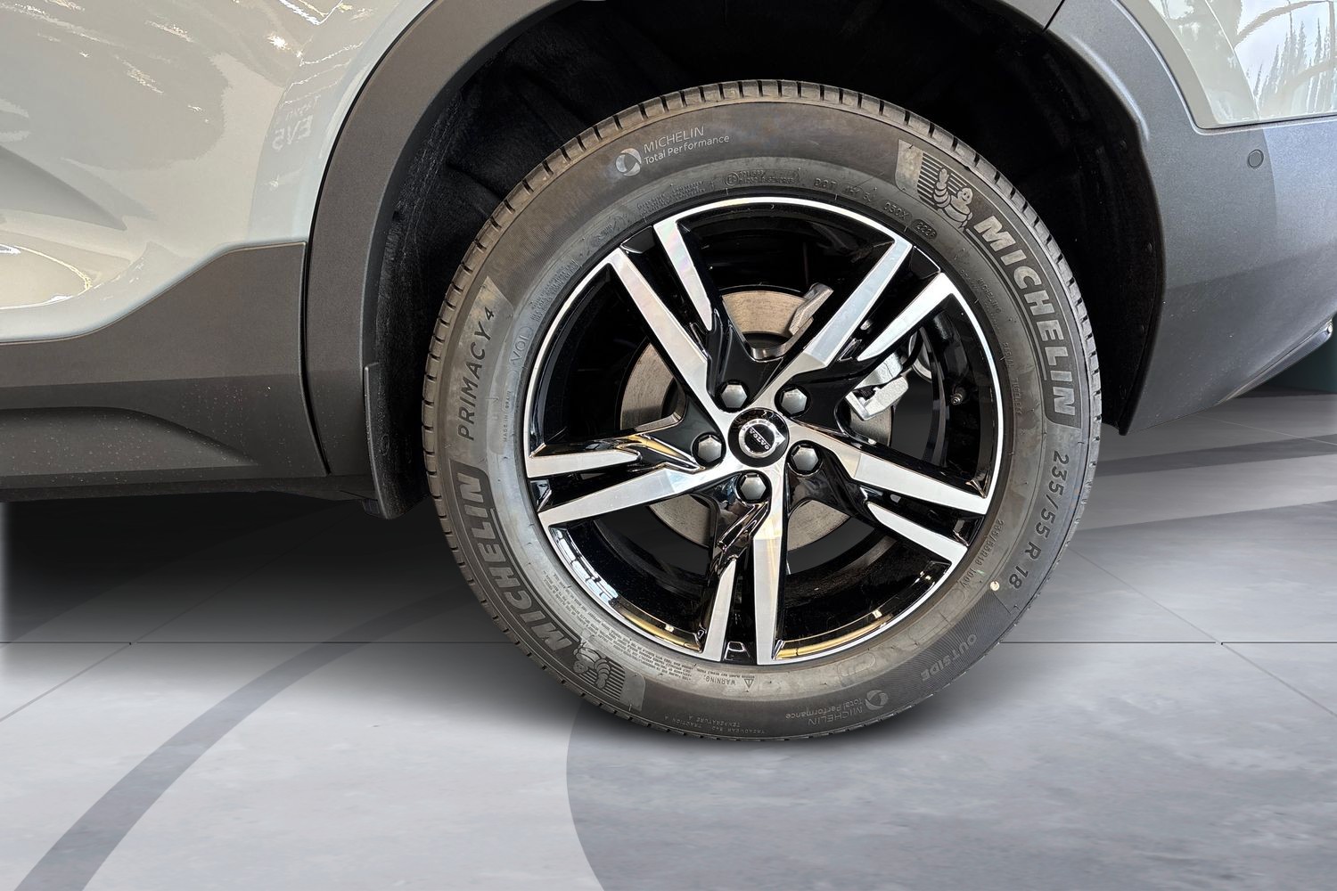 Volvo XC40 2026