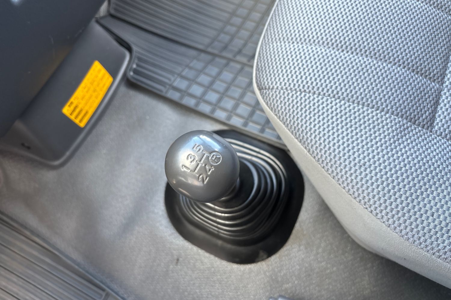 TOYOTA Hiace 2007