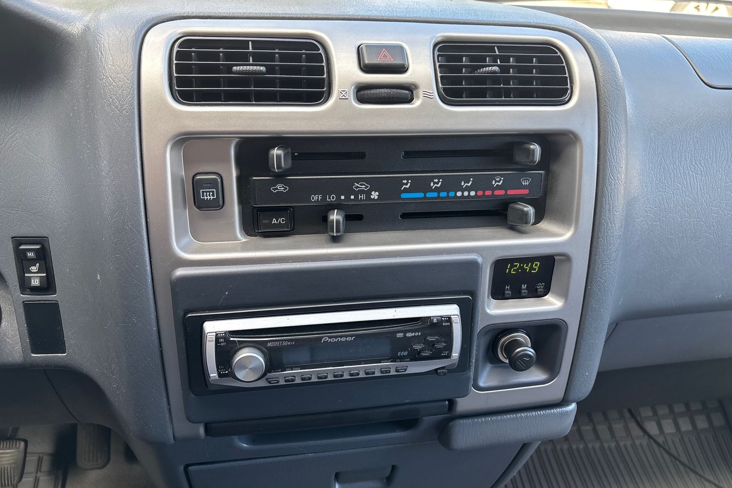 TOYOTA Hiace 2007
