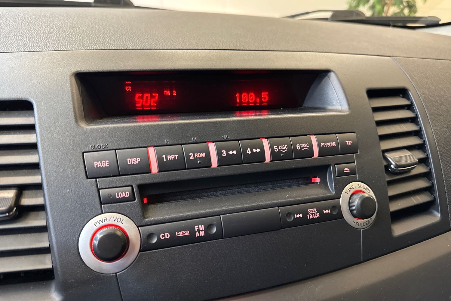 Mitsubishi Lancer 2011