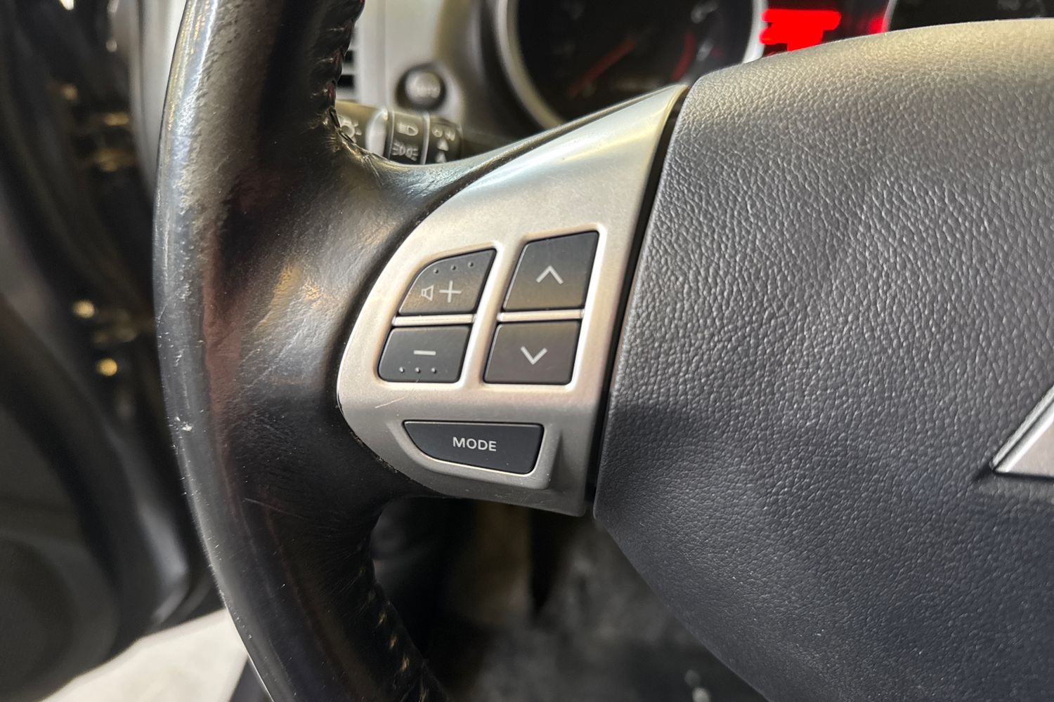 Mitsubishi Lancer 2011