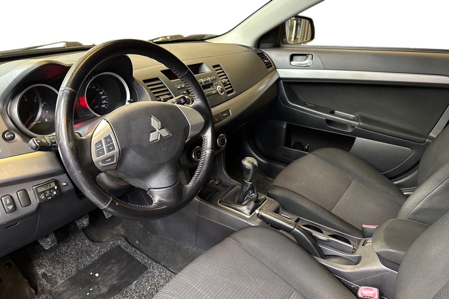 Mitsubishi Lancer 2011