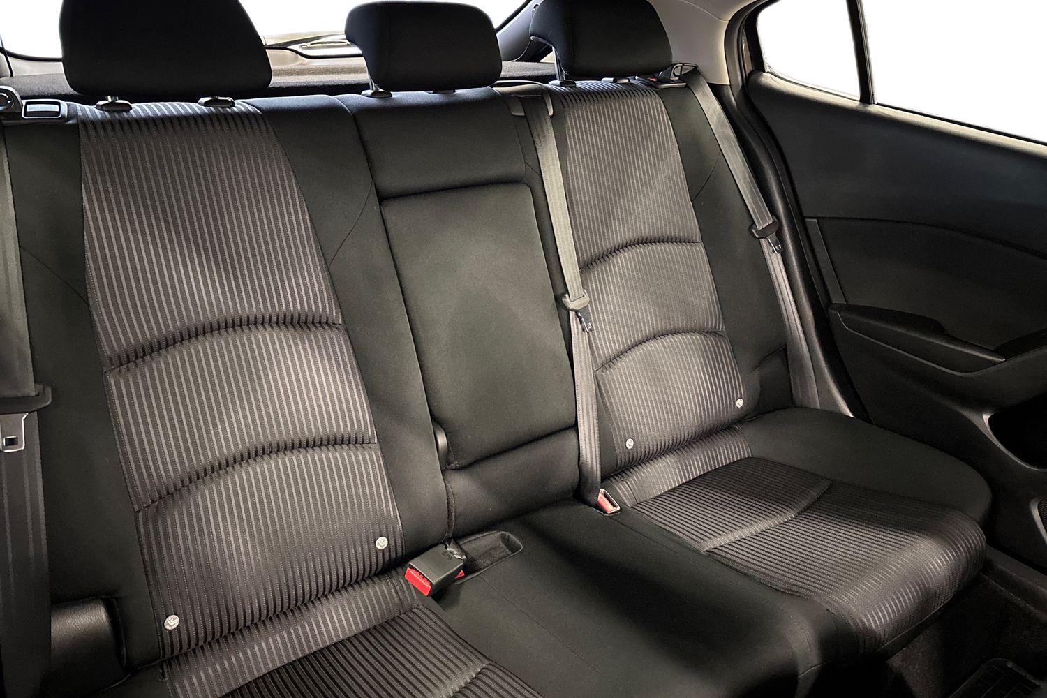 MAZDA Mazda3 2016