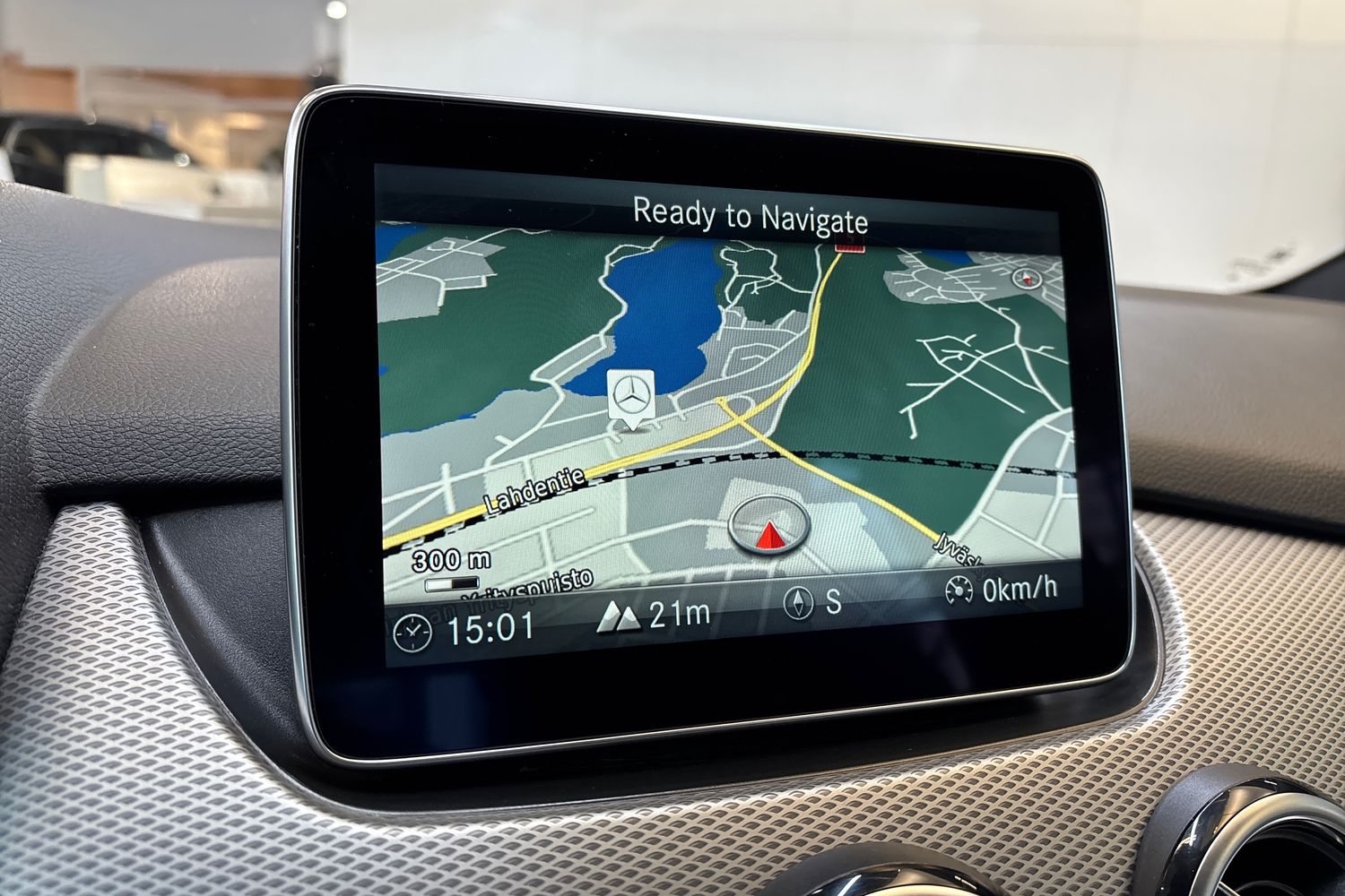 MERCEDES-BENZ B 2015