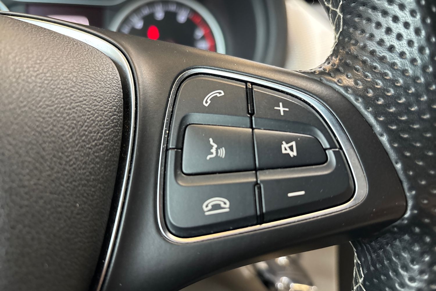 MERCEDES-BENZ B 2015