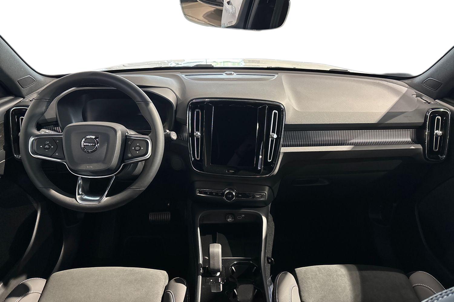 Volvo EX40 2027