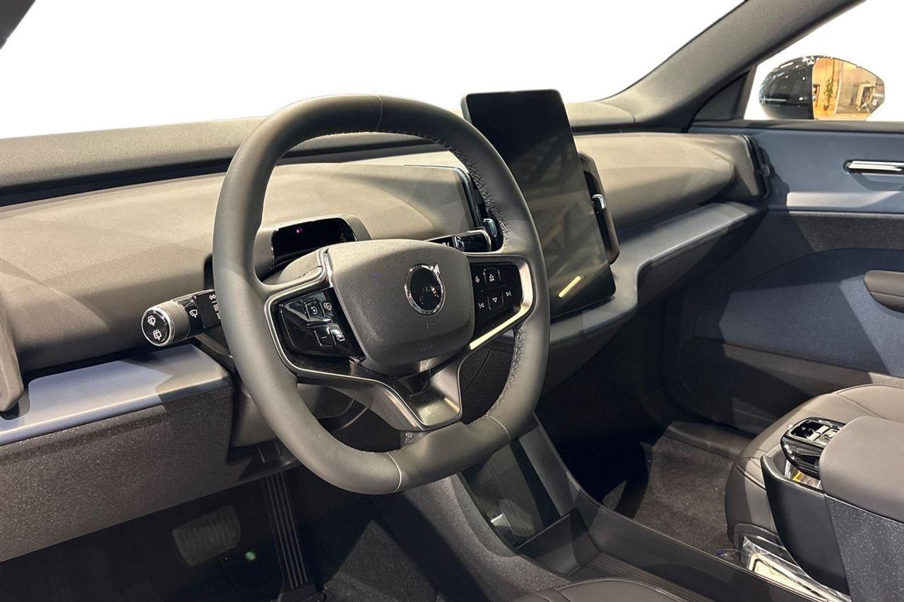 Volvo EX30 2026