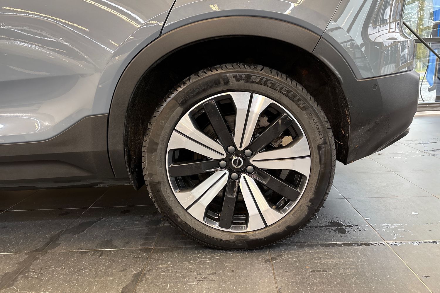 VOLVO C40 2023