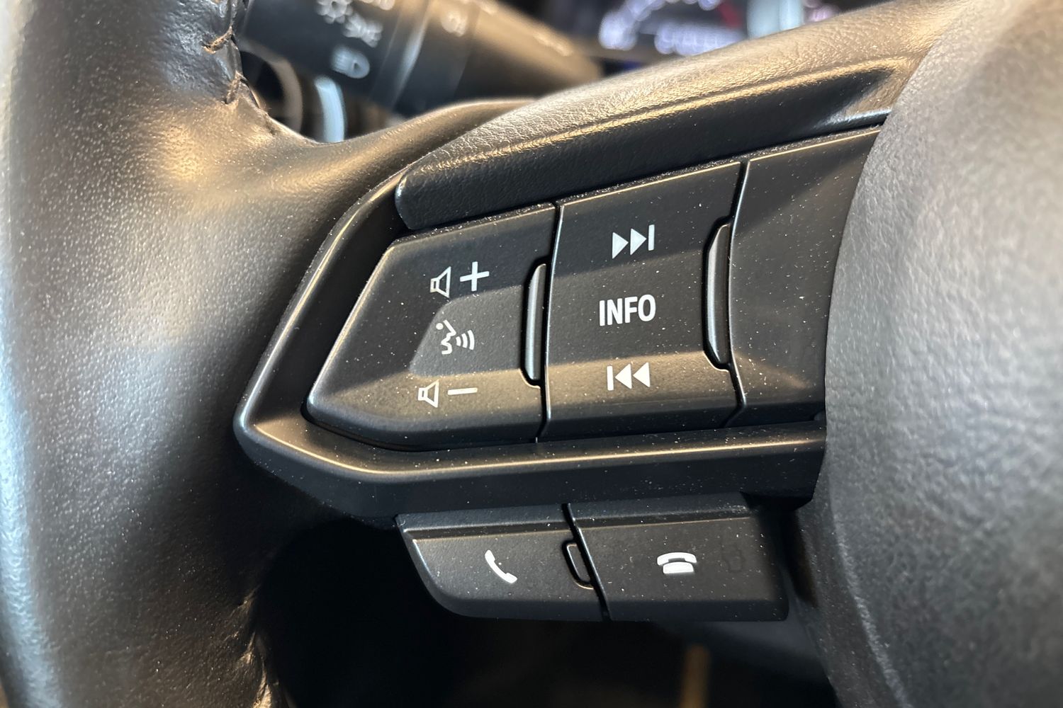 Mazda 2 2018