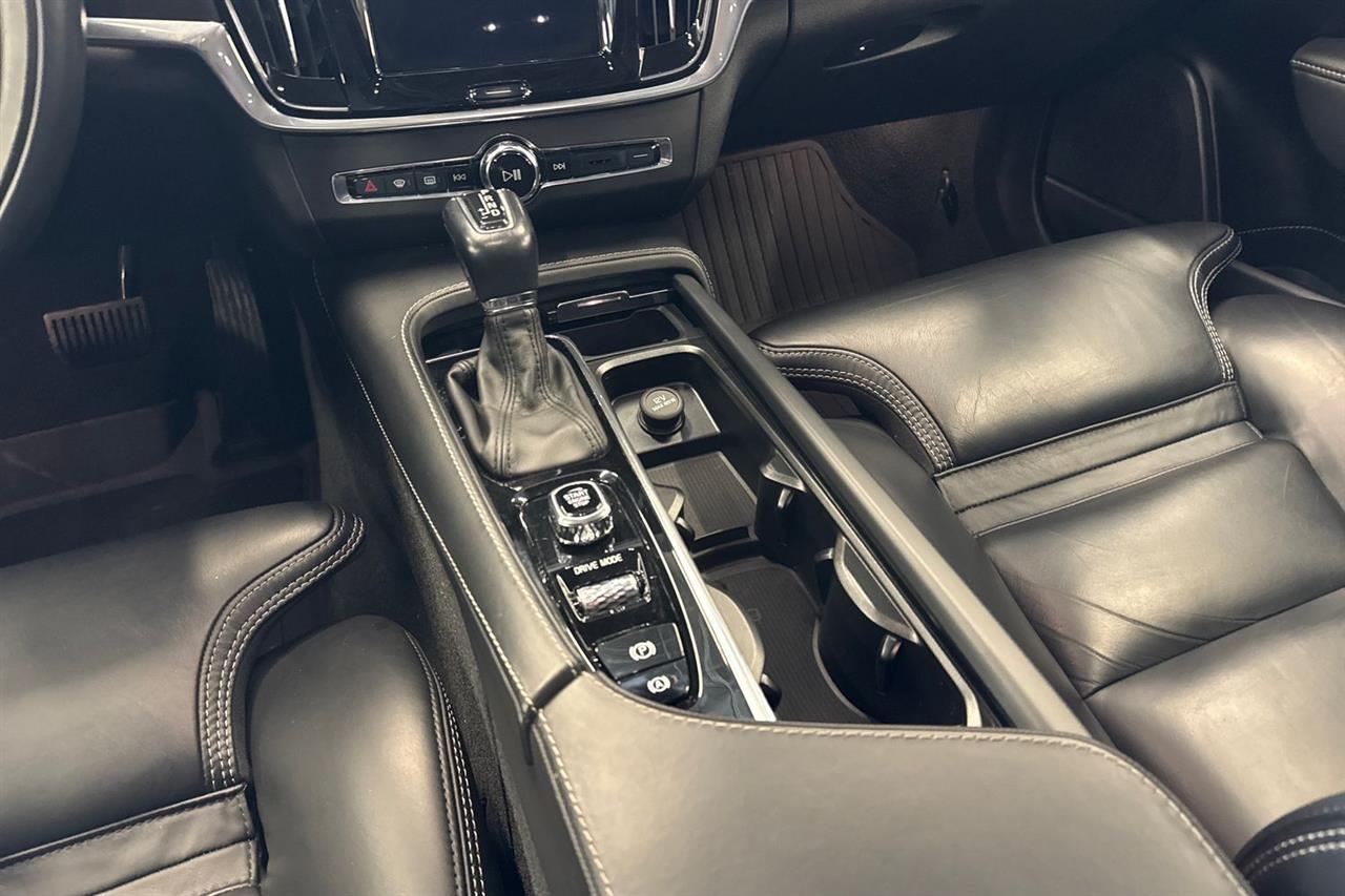 Volvo V90 Cross Country 2019