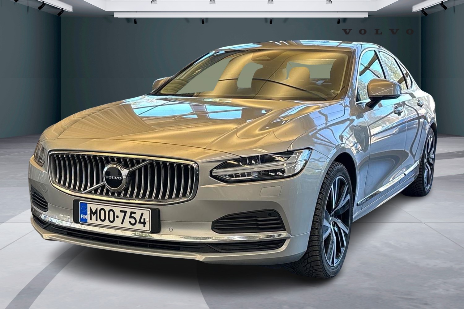 VOLVO S90 2023