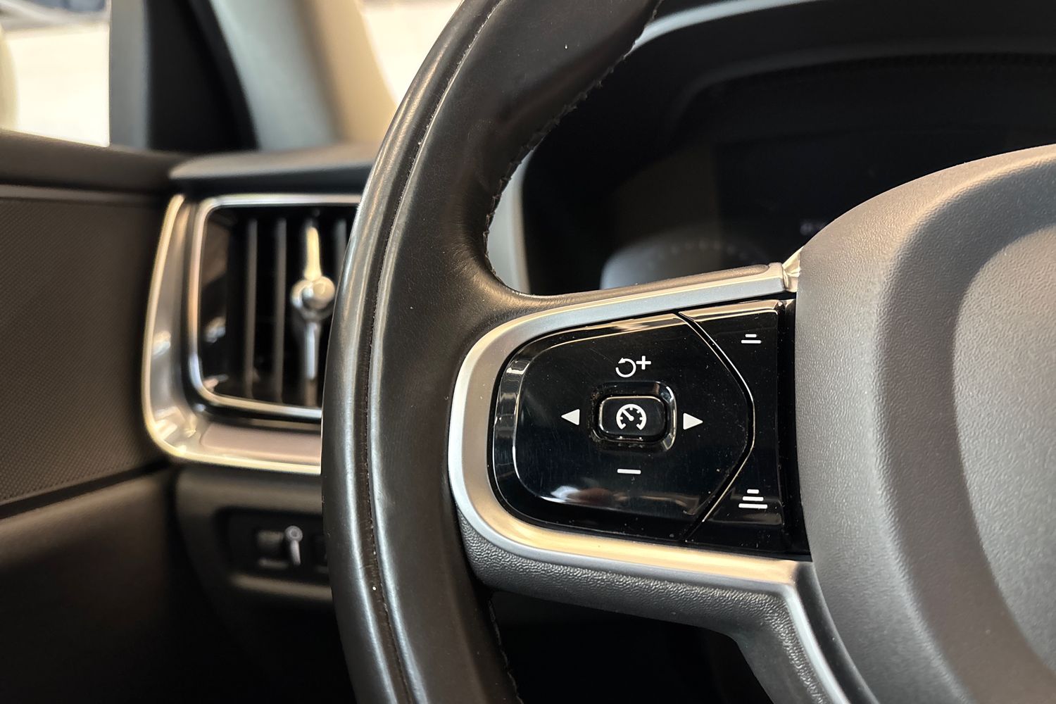 Volvo V60 2020