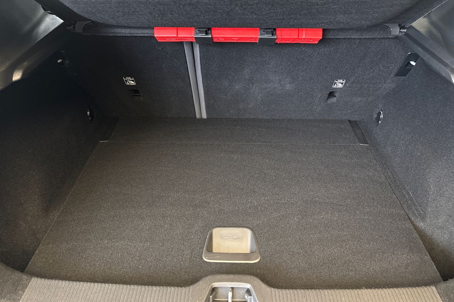 Volvo EX30 2024