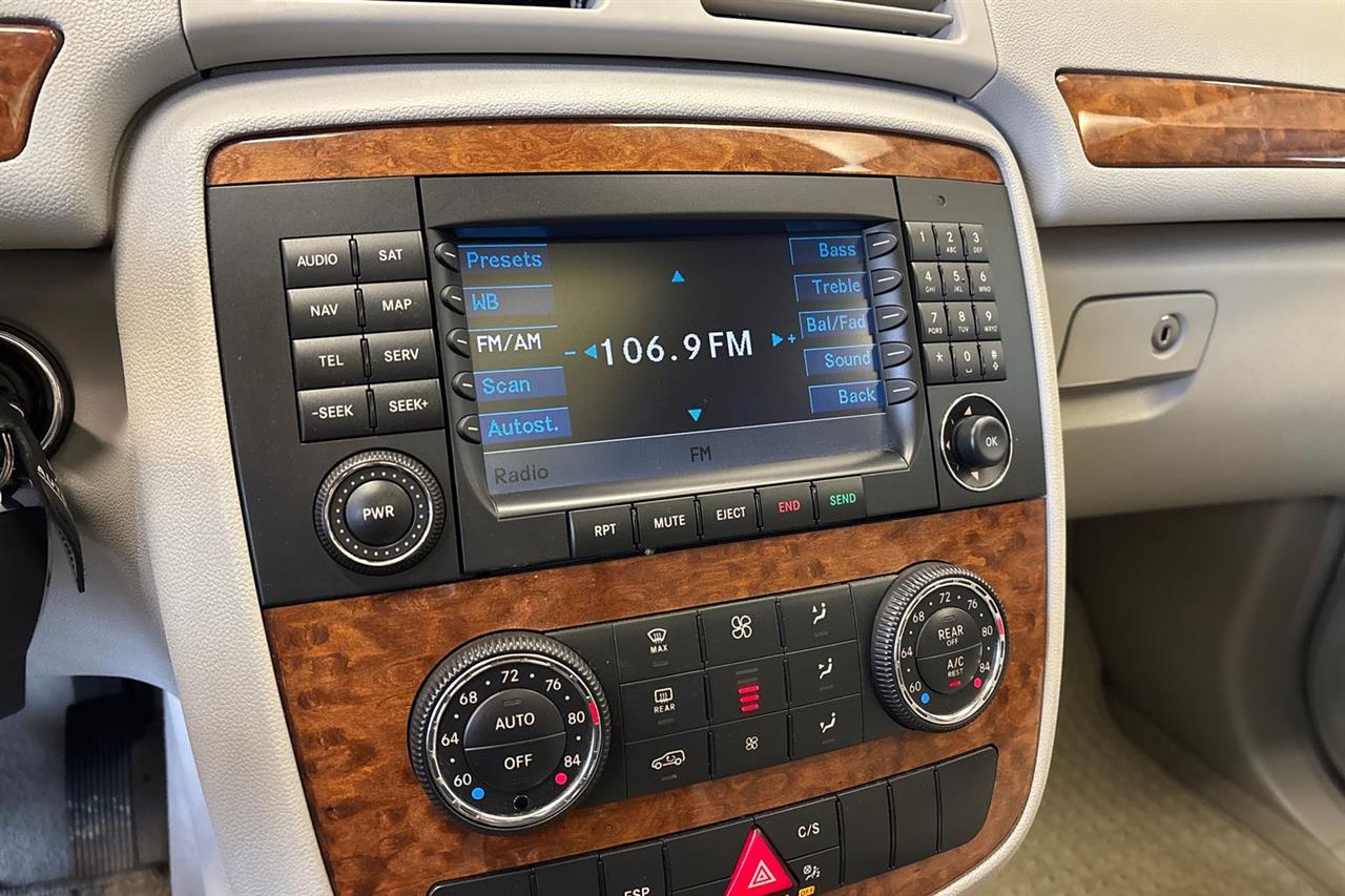 MERCEDES-BENZ R 2006