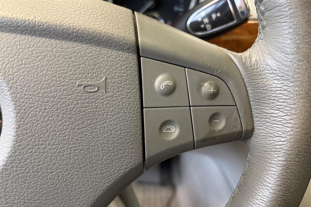 MERCEDES-BENZ R 2006