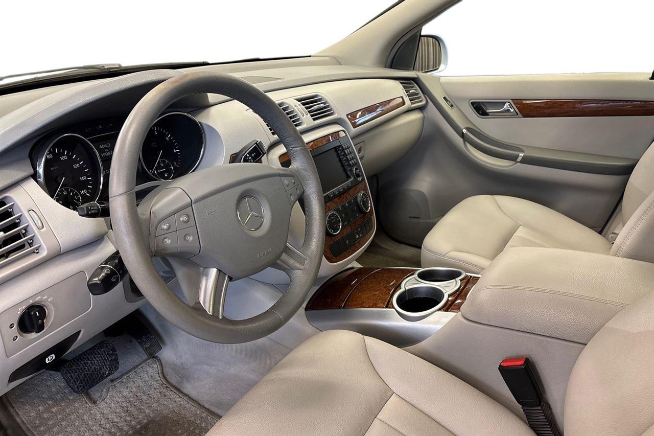 MERCEDES-BENZ R 2006