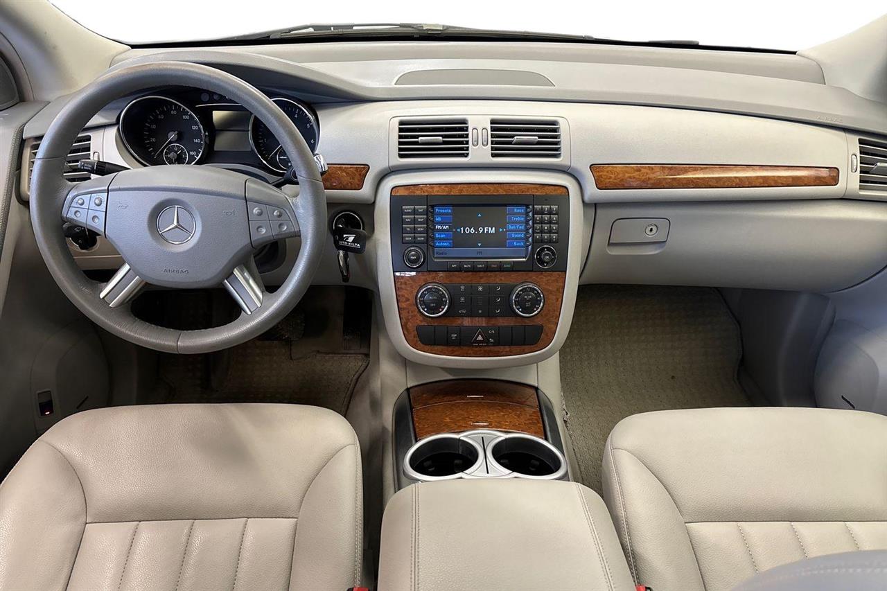 MERCEDES-BENZ R 2006