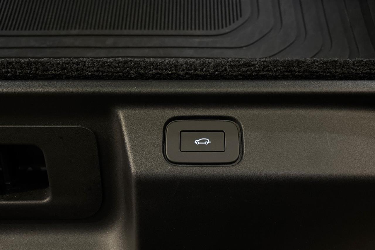 Land Rover Range Rover 2025