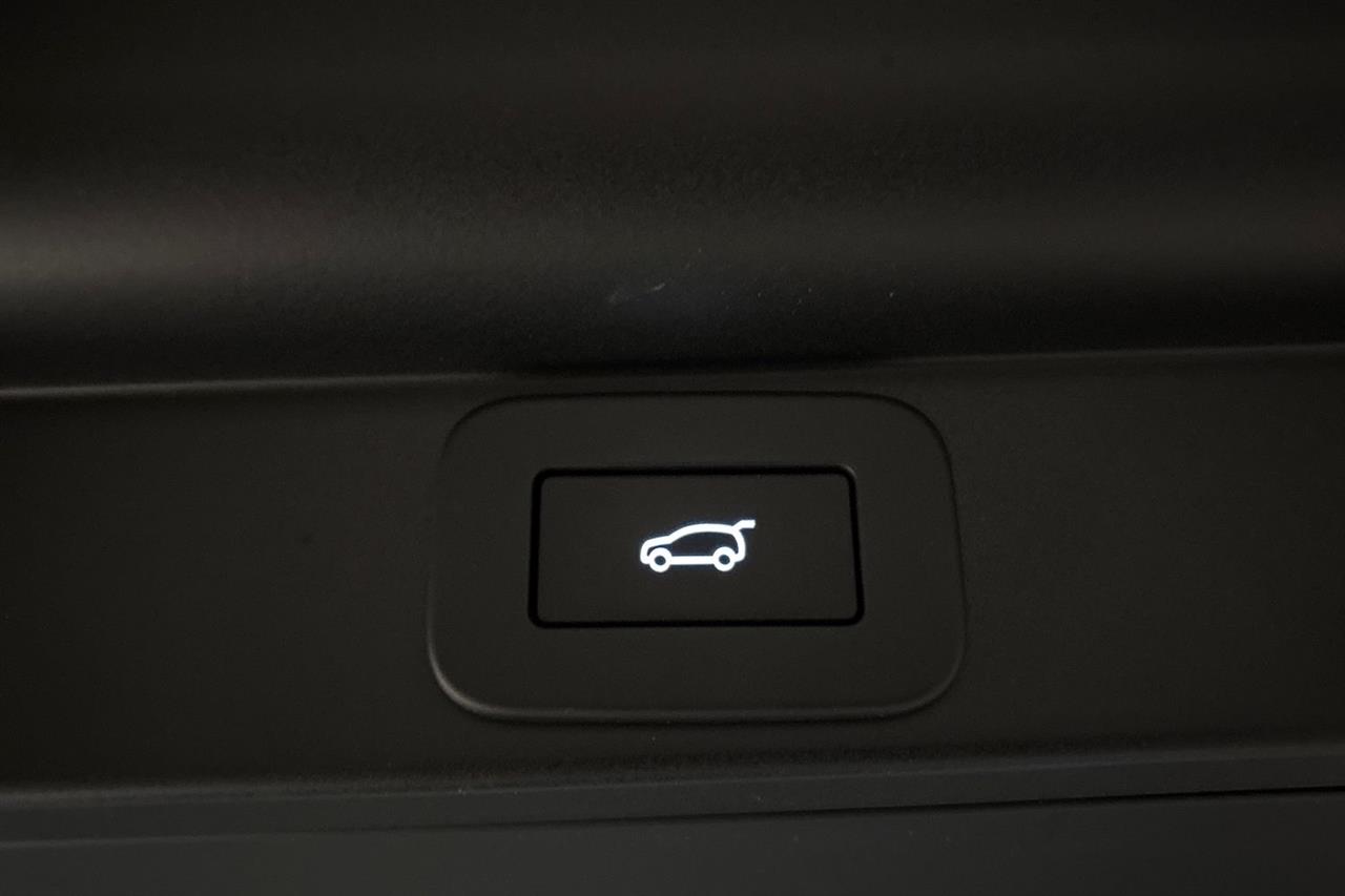 Land Rover Range Rover 2025