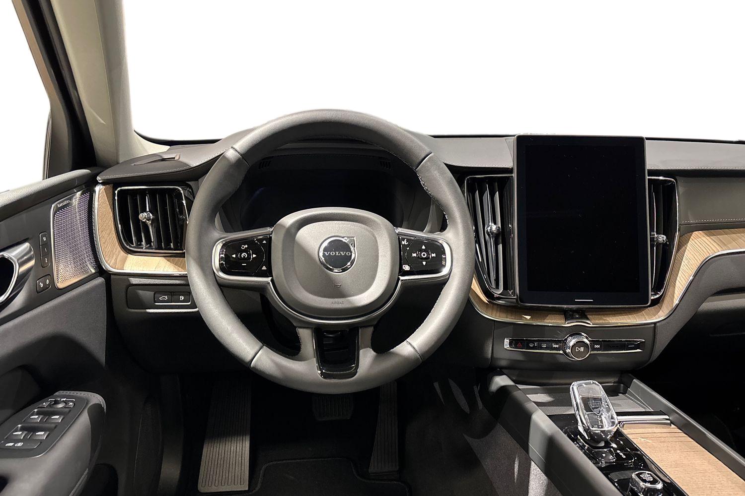 Volvo XC60 2026