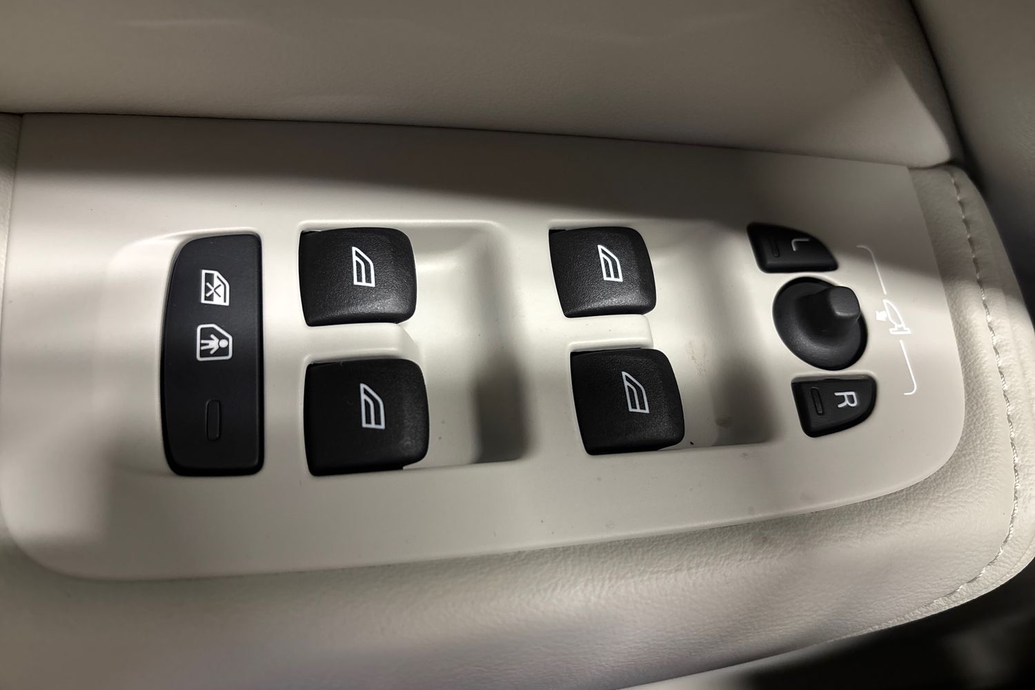 Volvo XC60 13