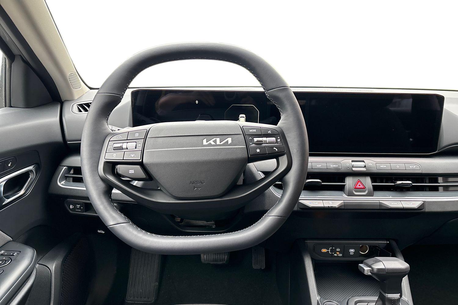 Kia K4 8