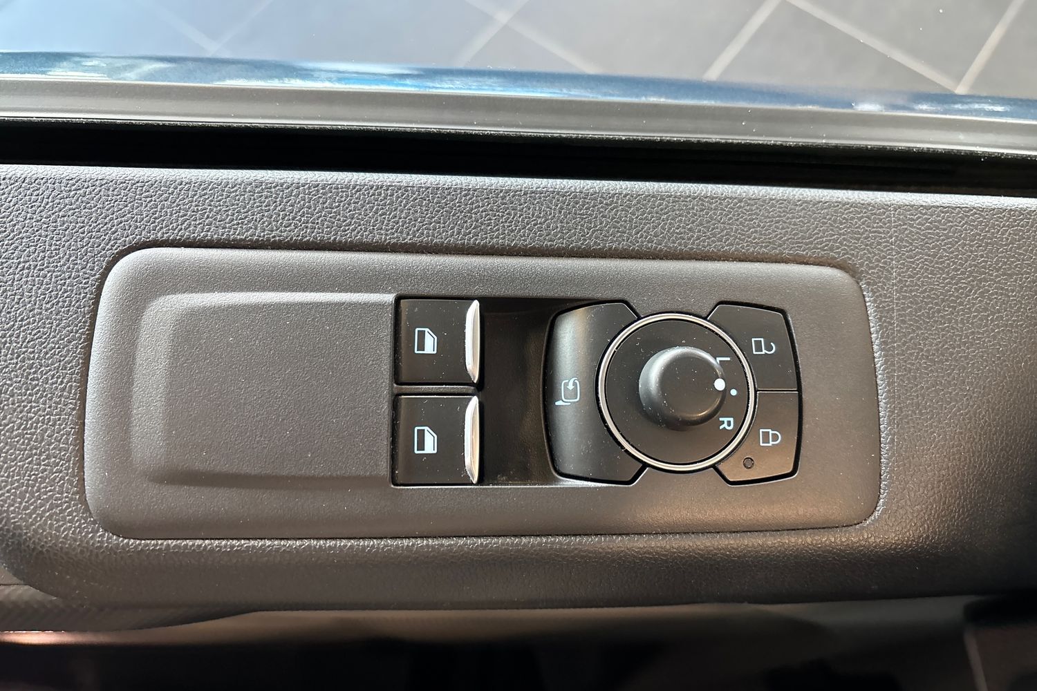 Ford Transit Custom 2024