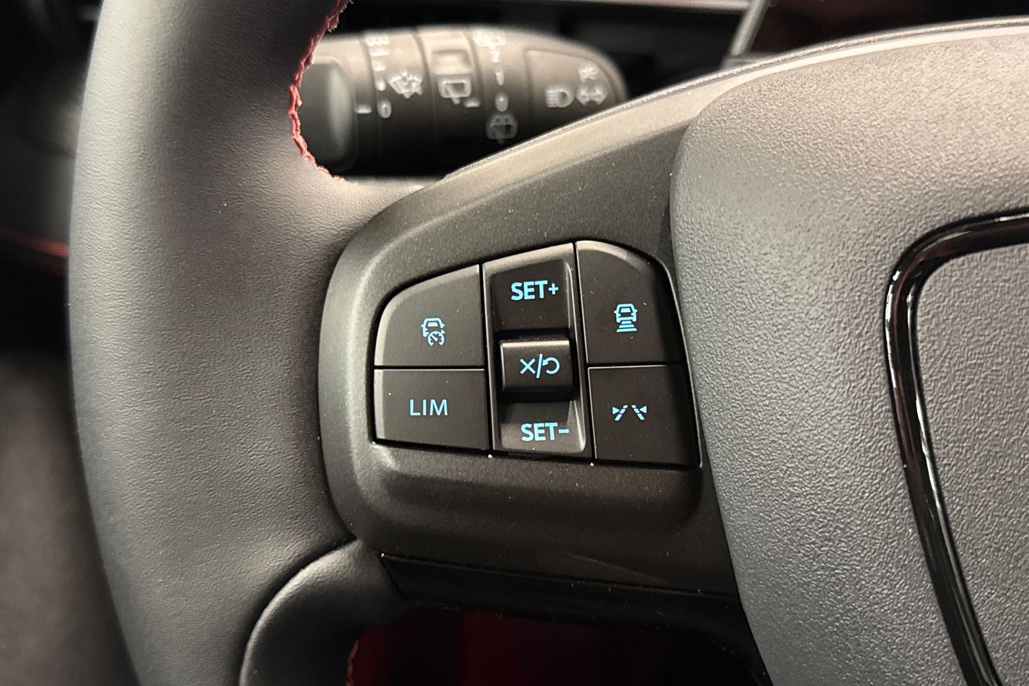 Ford Mustang Mach-E 2025